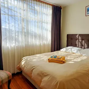 2* Maison d'hôtes The With Yellow Balconies For Travellers